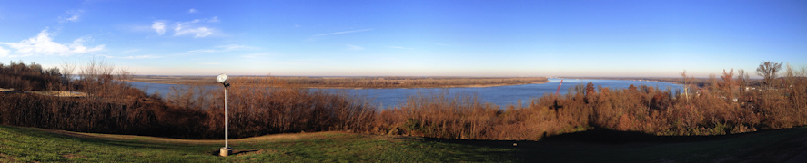 The Mississippi River just below the confluence with the Ohio