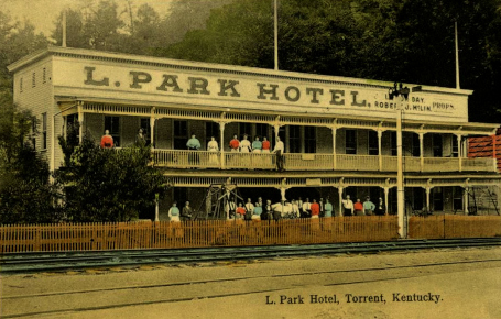Post card image of the L. Park Hotel in Torrent, ca. 1910